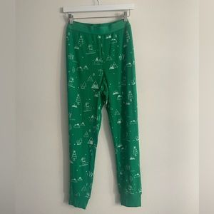NWT Green Winter Ski Scene  Christmas Thermal Pajama Pants Bottoms